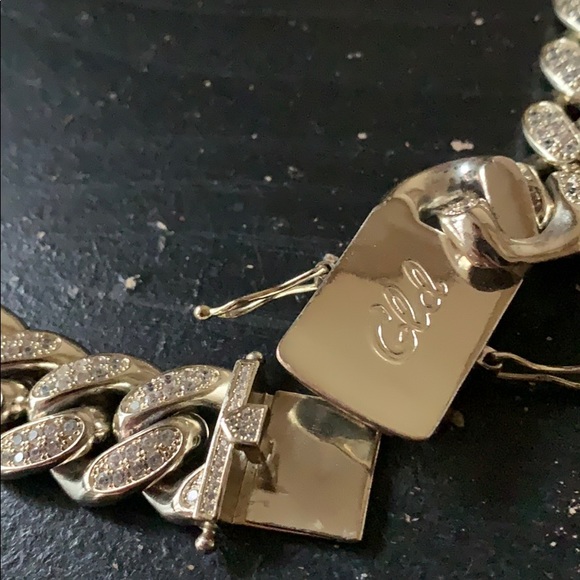 Diamond Cuban Choker (19mm) (Yellow Gold) - Picture 3 of 3